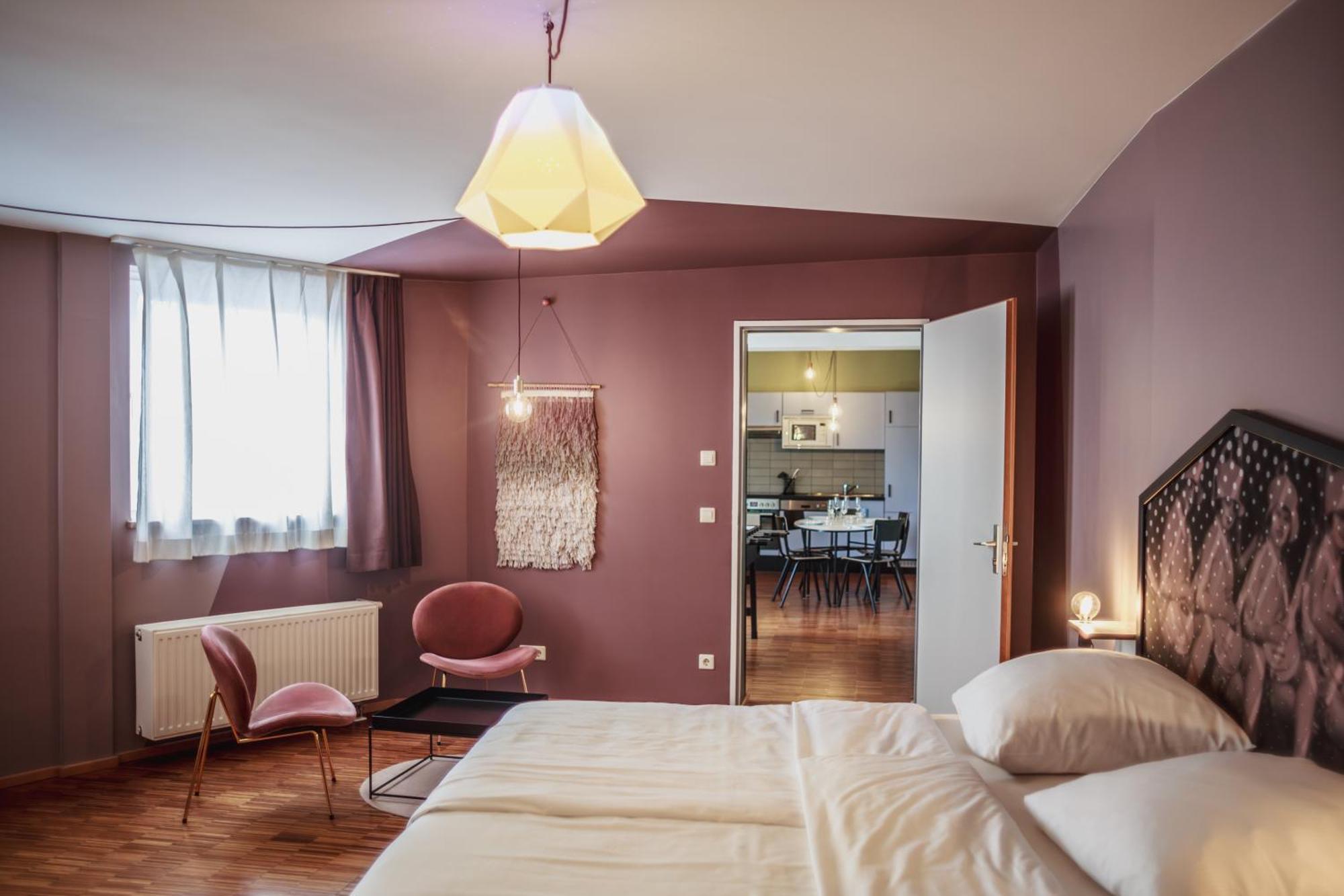 The Circus Hostel Берлин Екстериор снимка