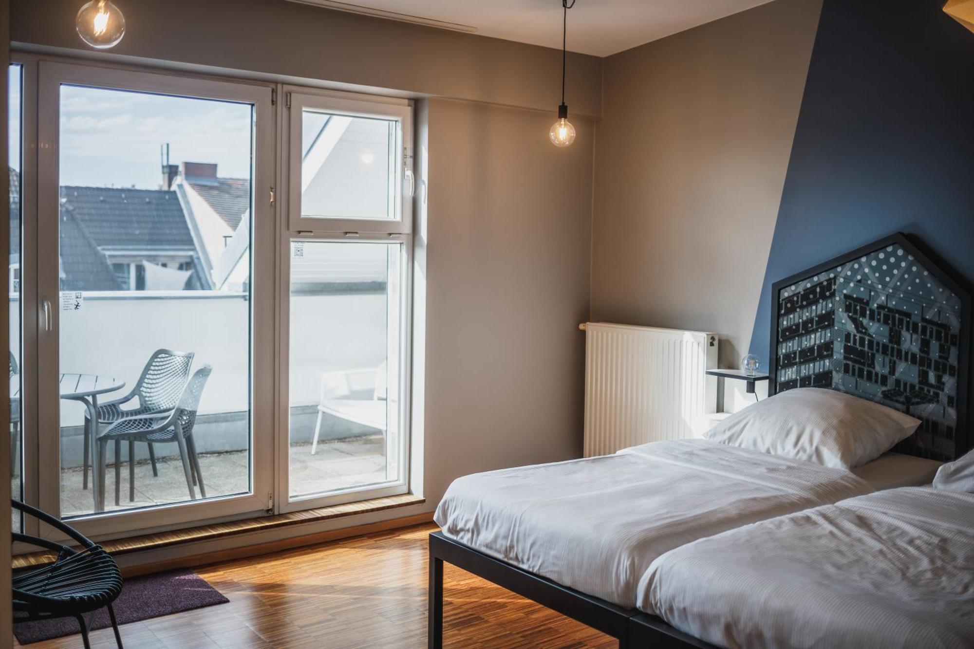 The Circus Hostel Берлин Екстериор снимка