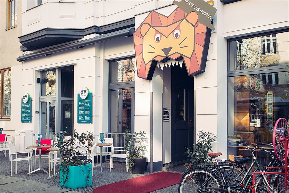 The Circus Hostel Берлин Екстериор снимка